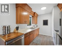 49 Mackenzie Crescent, Saskatoon, SK S7J2R4 Photo 13