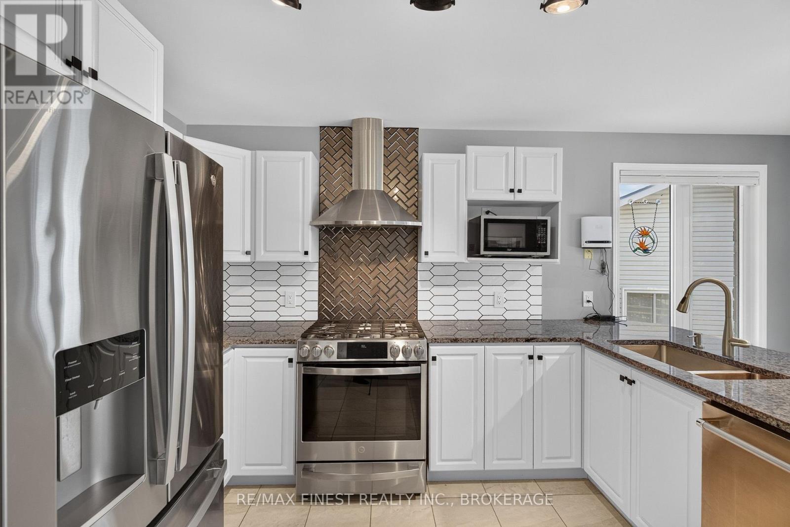 412 MALABAR DRIVE - 14