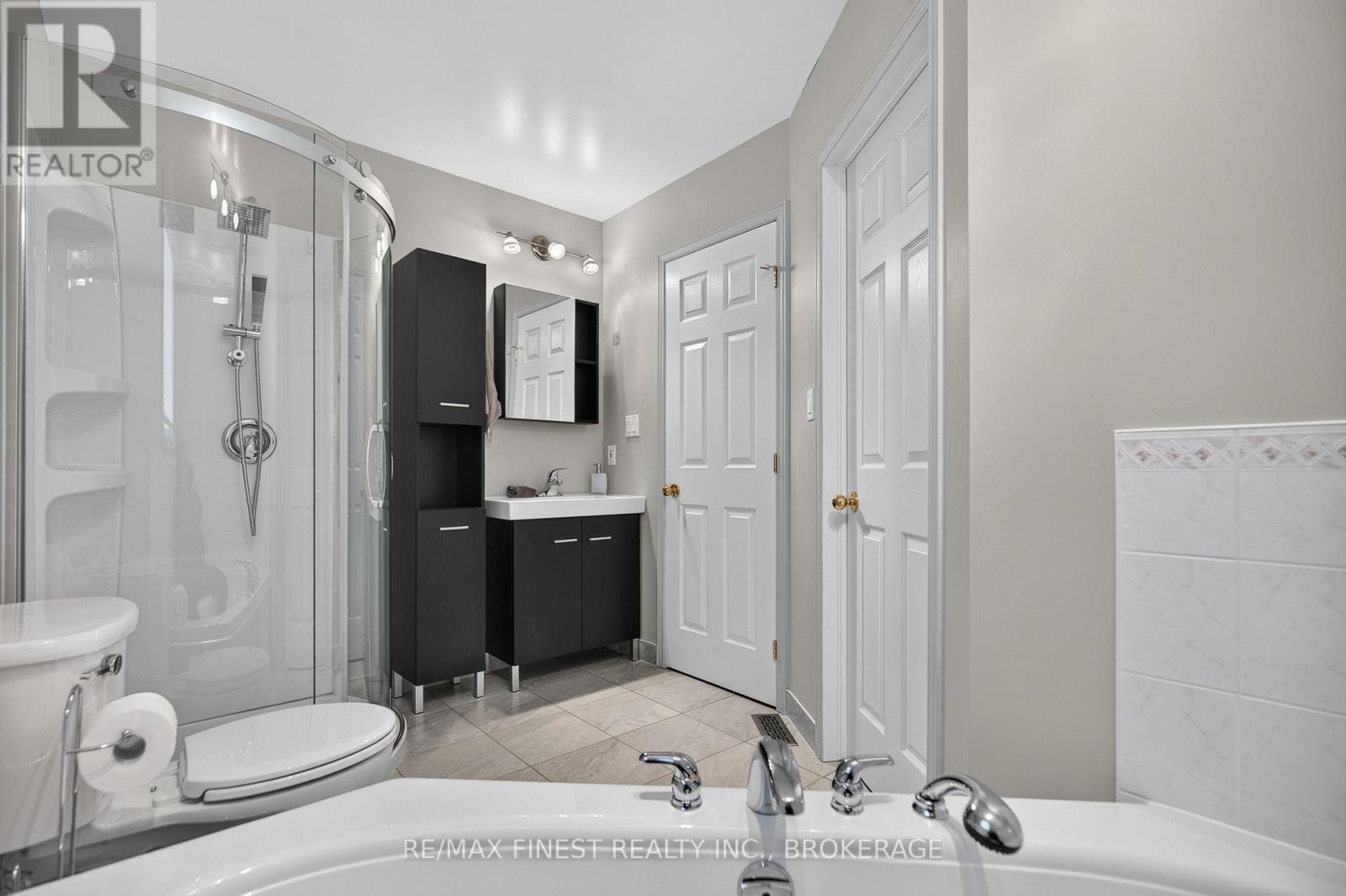 412 MALABAR DRIVE - Image 27