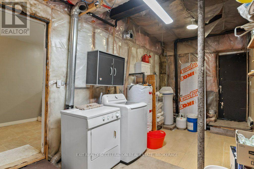 6715 COUNTY RD 2, Loyalist (Lennox and Addington - South) — photo 25
