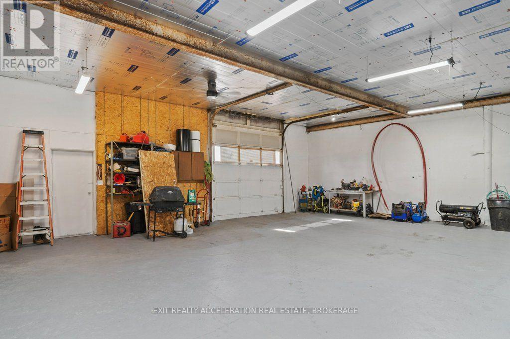 6715 COUNTY RD 2, Loyalist (Lennox and Addington - South) — photo 29
