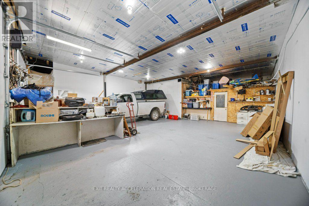 6715 COUNTY RD 2, Loyalist (Lennox and Addington - South) — photo 38