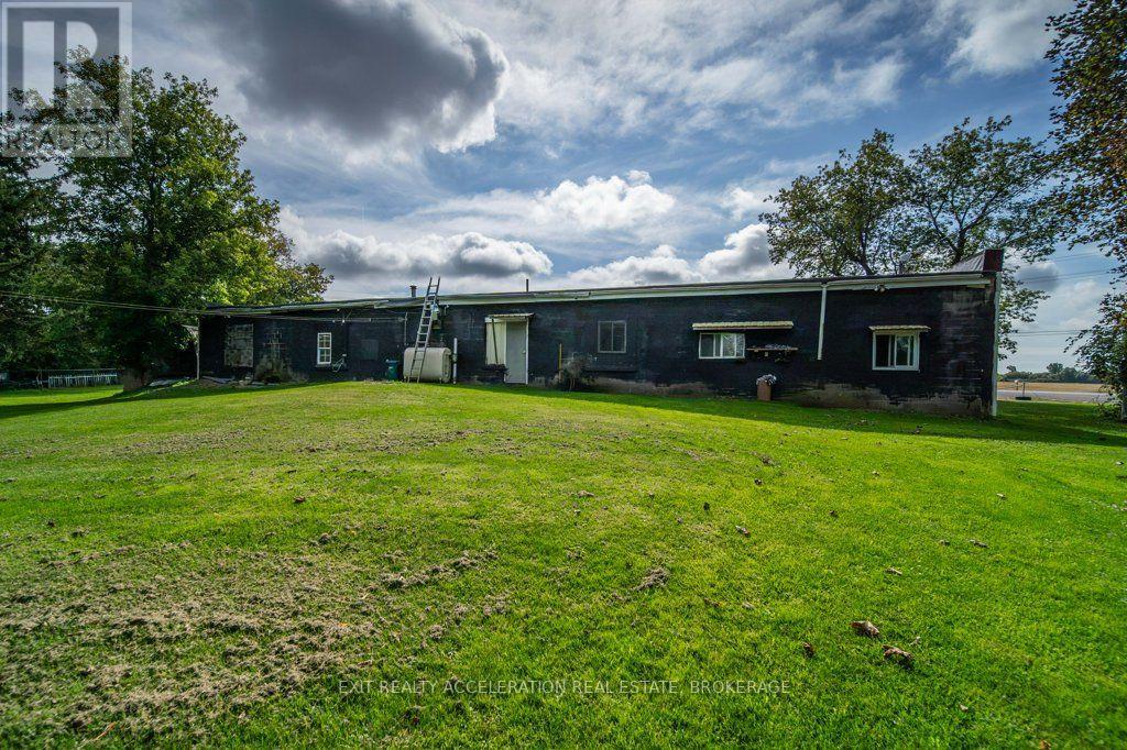 6715 COUNTY RD 2, Loyalist (Lennox and Addington - South) — photo 43