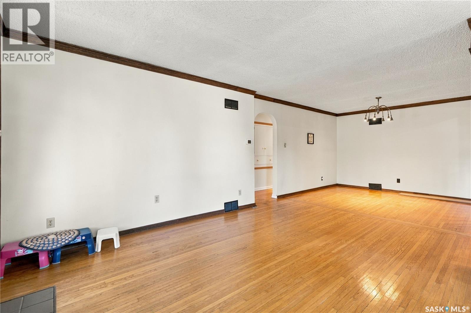 1144 2nd STREET E - 20