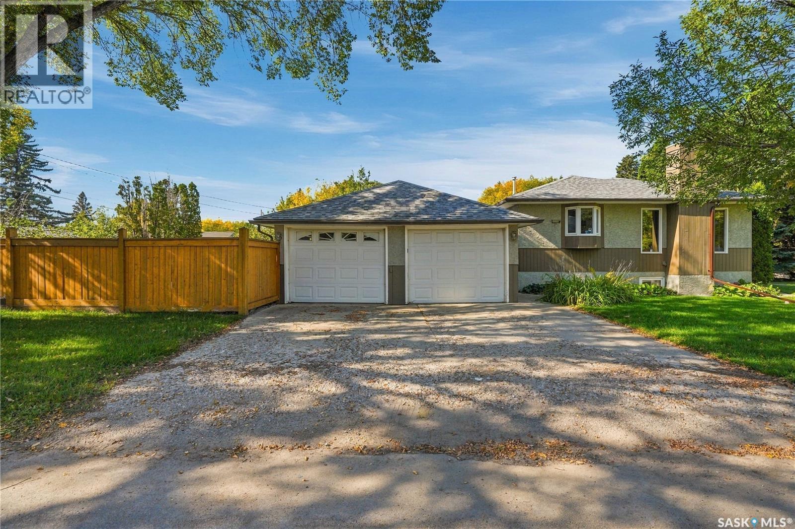 1144 2nd STREET E, Saskatoon — photo 3