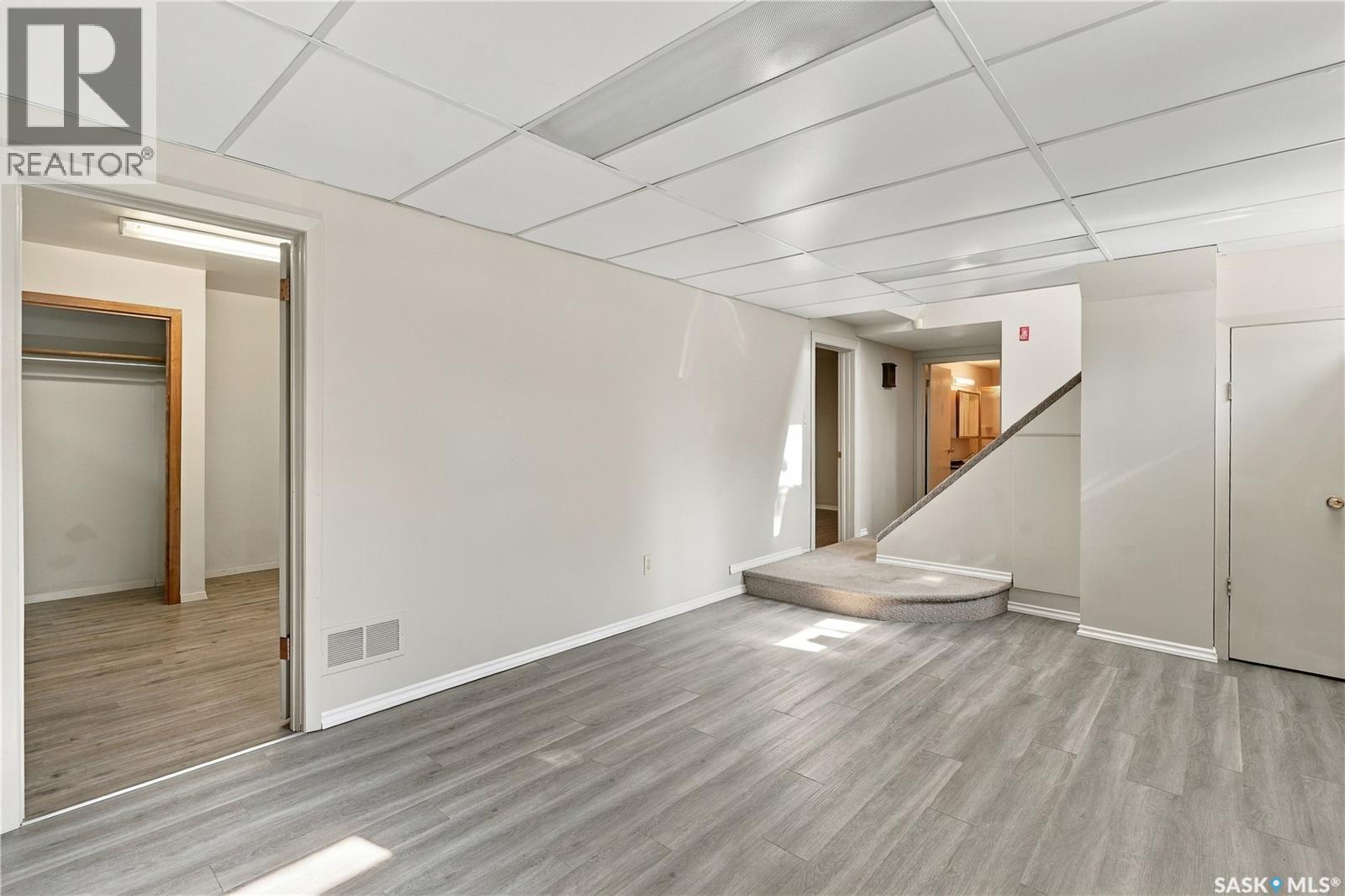 1144 2nd STREET E - 41