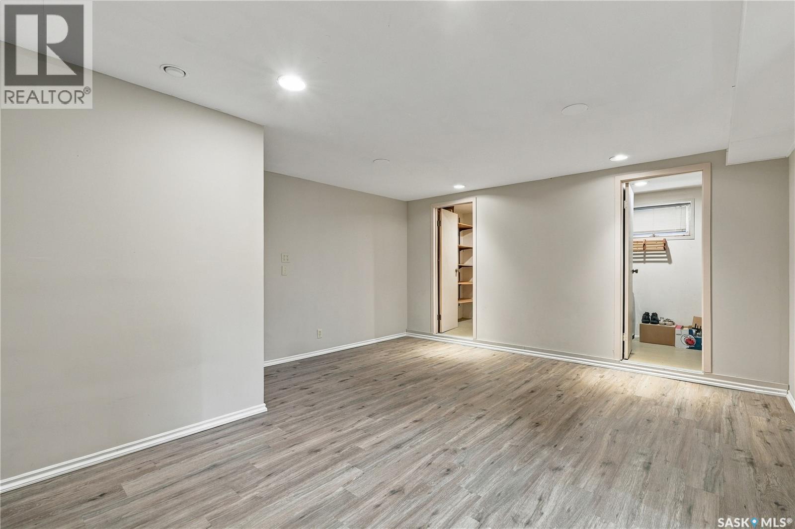 1144 2nd STREET E - Image 42
