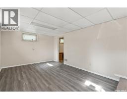 1144 2nd Street E, Saskatoon, SK S7H1R5 Photo 40