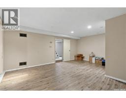 1144 2nd Street E, Saskatoon, SK S7H1R5 Photo 44