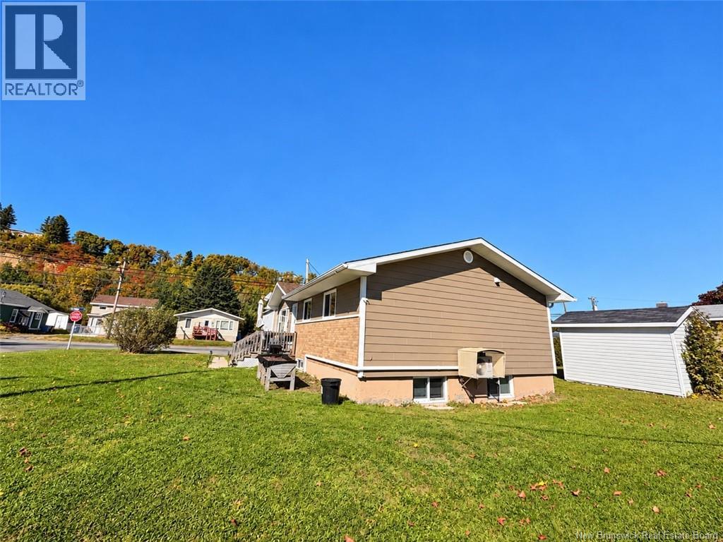 2 Walsh Avenue - 4