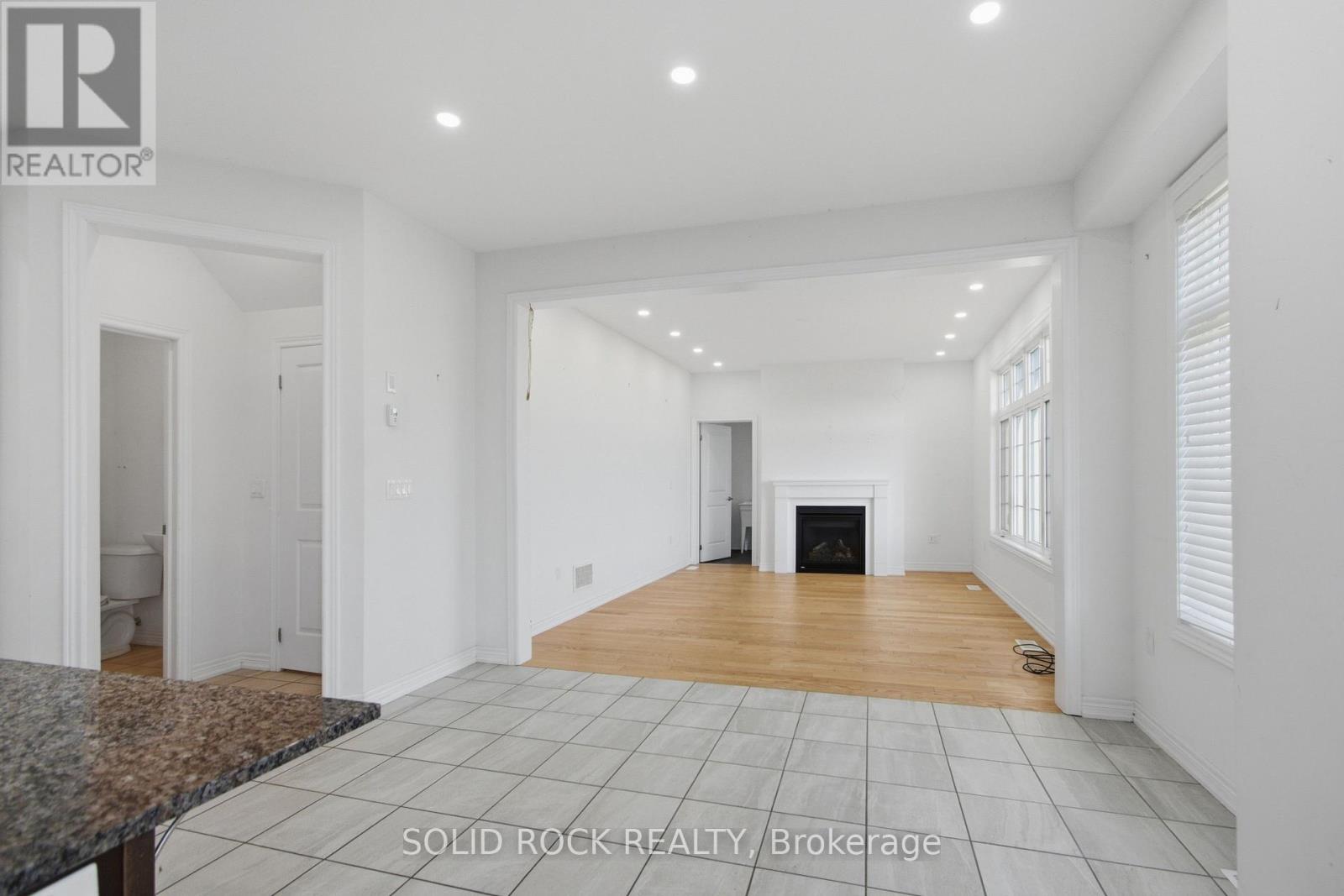 37 SUMMER BREEZE DRIVE - 11