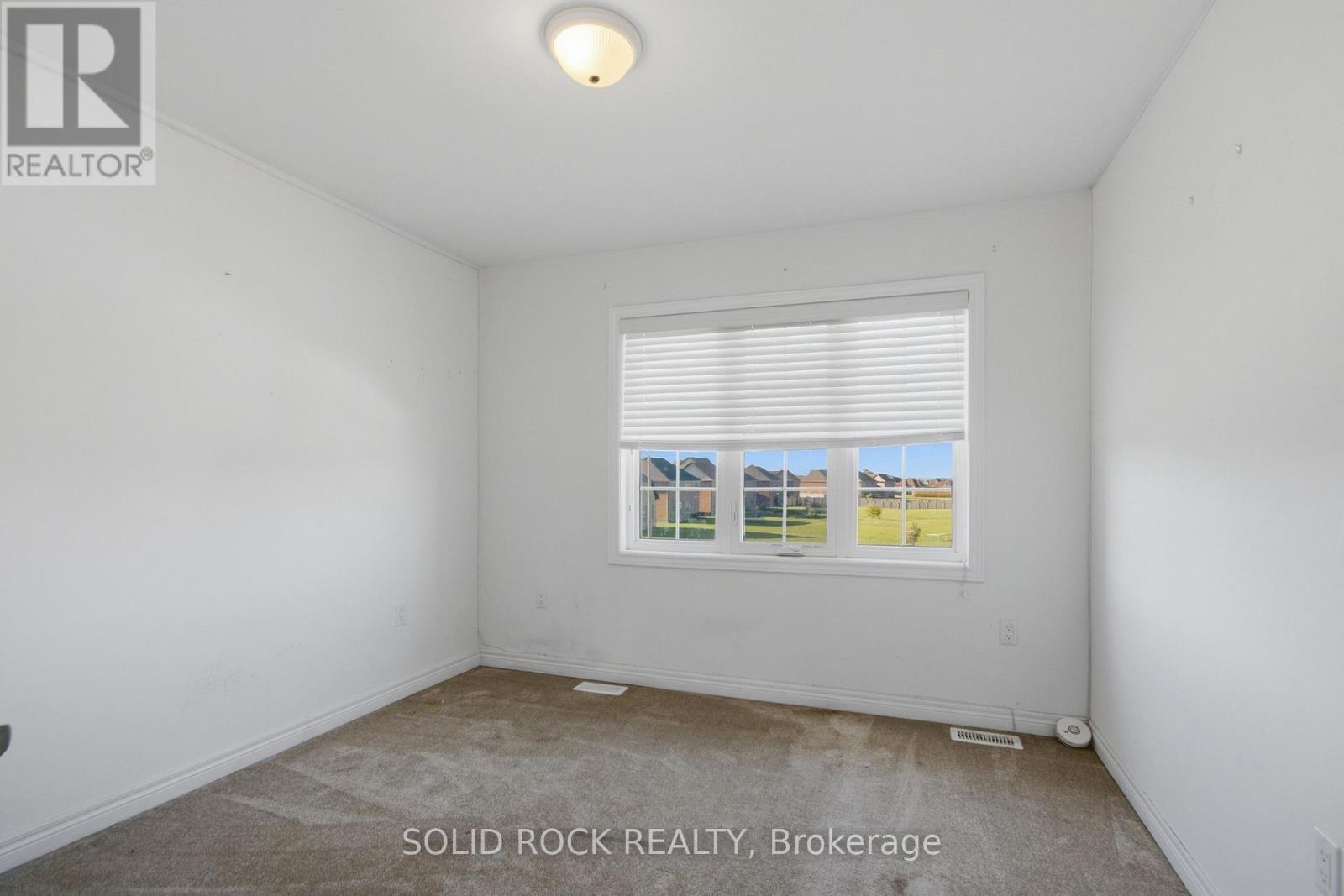 37 SUMMER BREEZE DRIVE - 20