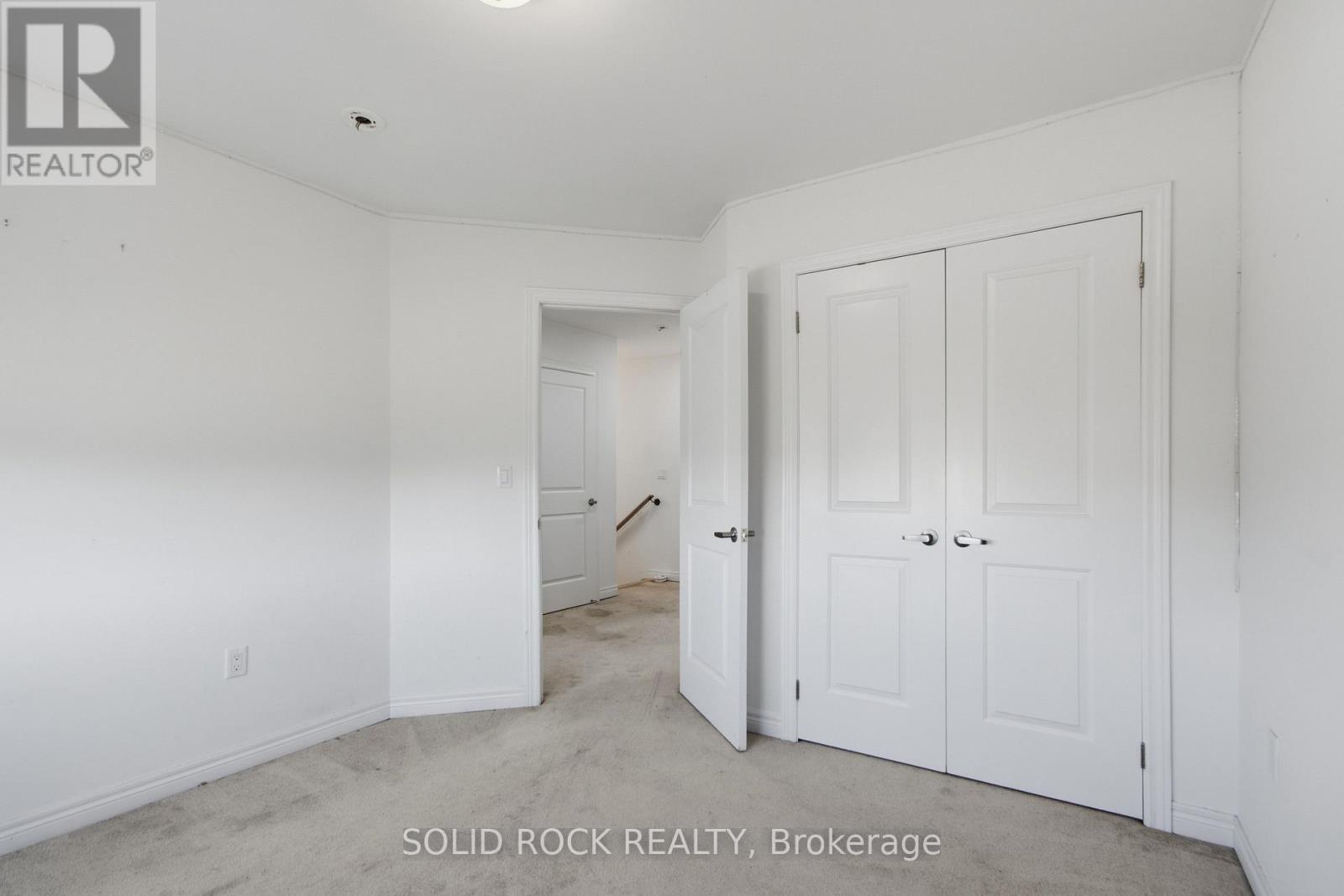 37 SUMMER BREEZE DRIVE - 21