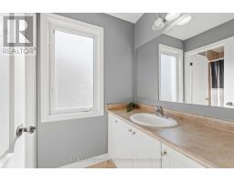 Bathroom - 8760 Milomir Street, Niagara Falls, ON L2H0C6 Photo 14