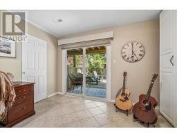 2254 Marine Drive, Oakville, ON L6L1C1 Photo 23