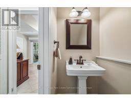 2254 Marine Drive, Oakville, ON L6L1C1 Photo 26