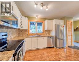 4868 Riverview Drive Unit# 81, Edgewater, BC V0A1E0 Photo 12