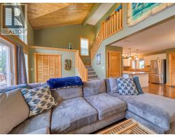 4868 Riverview Drive Unit# 81, Edgewater, BC V0A1E0 Photo 16