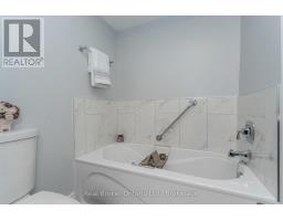 15 Neelands Street, Barrie, ON L4N7A1 Photo 15