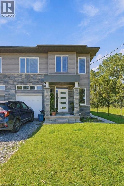 46 PIETZ Avenue Unit# 4, Welland — photo 2