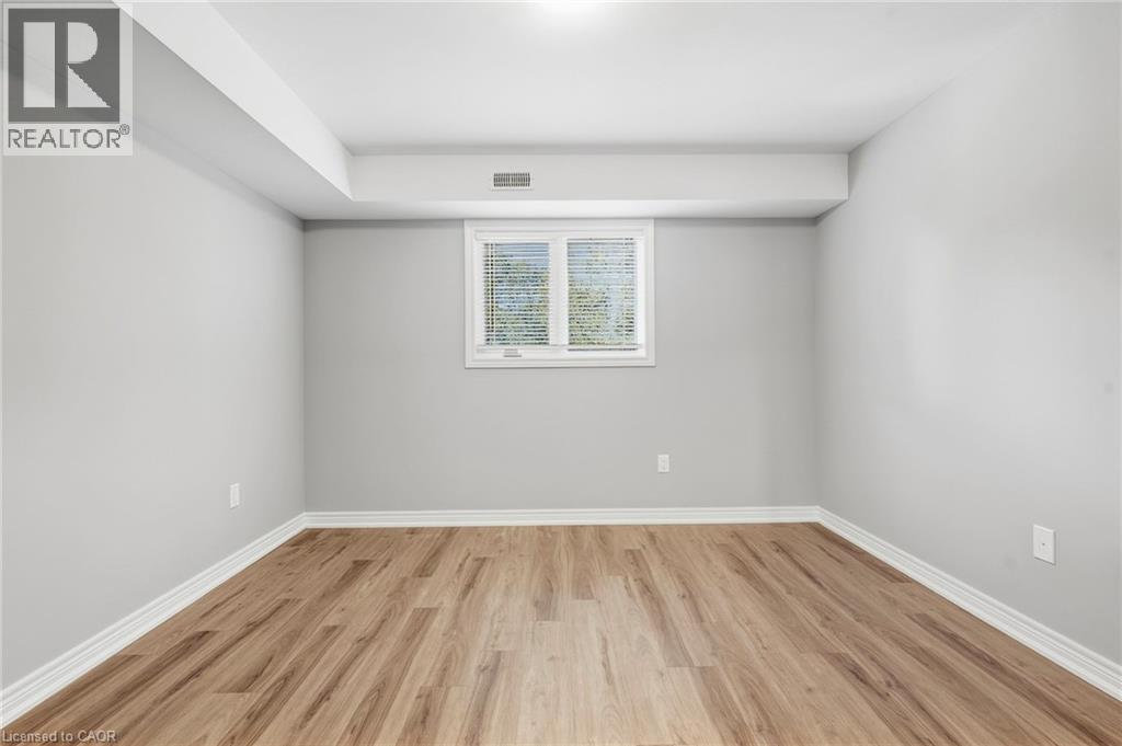 46 PIETZ Avenue Unit# 4, Welland — photo 6