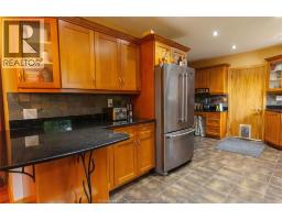 1550 Ypres, Windsor, ON N8W1R9 Photo 17