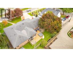 1550 Ypres, Windsor, ON N8W1R9 Photo 35