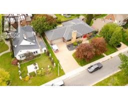 1550 Ypres, Windsor, ON N8W1R9 Photo 34