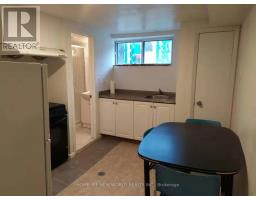 96 Berkinshaw Crescent, Toronto, ON M3B2T2 Photo 18