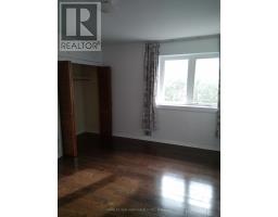 96 Berkinshaw Crescent, Toronto, ON M3B2T2 Photo 8