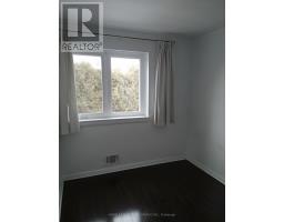 96 Berkinshaw Crescent, Toronto, ON M3B2T2 Photo 9