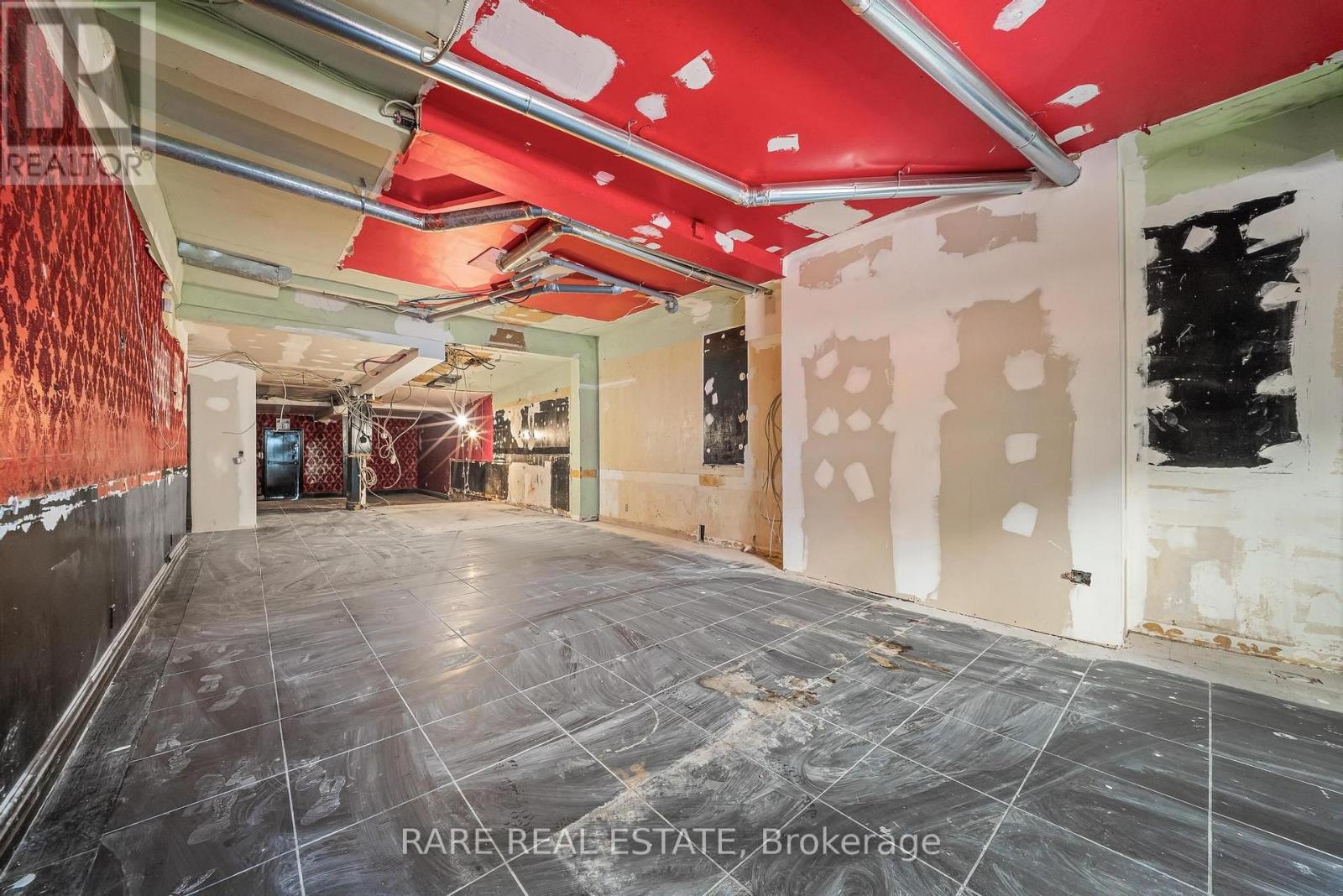 200 BATHURST STREET, Toronto (Trinity-Bellwoods) — photo 16