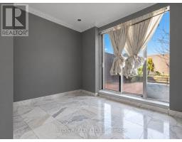902 - 18 Beverley Street, Toronto, ON M5T3L2 Photo 17