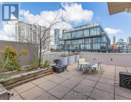 902 - 18 Beverley Street, Toronto, ON M5T3L2 Photo 22