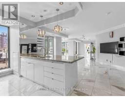 902 - 18 Beverley Street, Toronto, ON M5T3L2 Photo 9