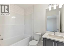 164 Copperhead Road Se, Calgary, AB T2Z5H6 Photo 35