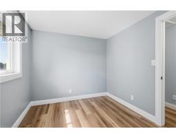 27 Cummington Place, Welland, ON L3C6A9 Photo 16