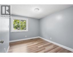 27 Cummington Place, Welland, ON L3C6A9 Photo 13