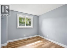 27 Cummington Place, Welland, ON L3C6A9 Photo 15