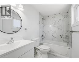 27 Cummington Place, Welland, ON L3C6A9 Photo 12