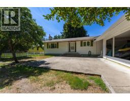 413 97a Highway, Sicamous, BC V0E2V1 Photo 30