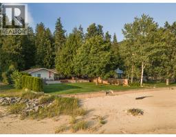 413 97a Highway, Sicamous, BC V0E2V1 Photo 13