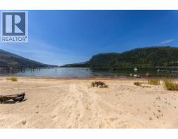 413 97a Highway, Sicamous, BC V0E2V1 Photo 25
