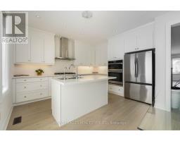 Main Floor - 253 Seaview Heights, East Gwillimbury, ON L9N0Z1 Photo 12