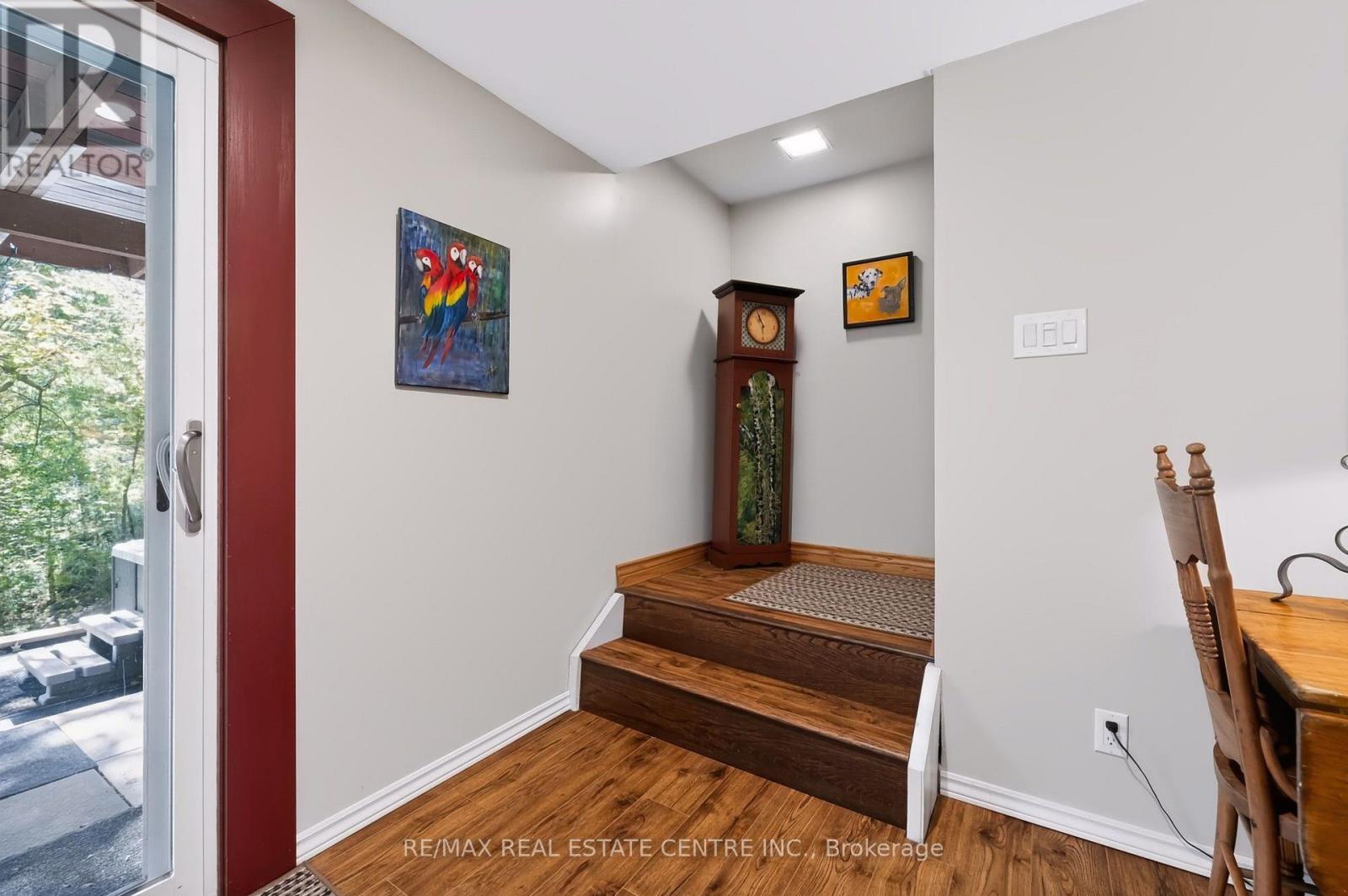 80 GLENDA JANE DRIVE - Image 36
