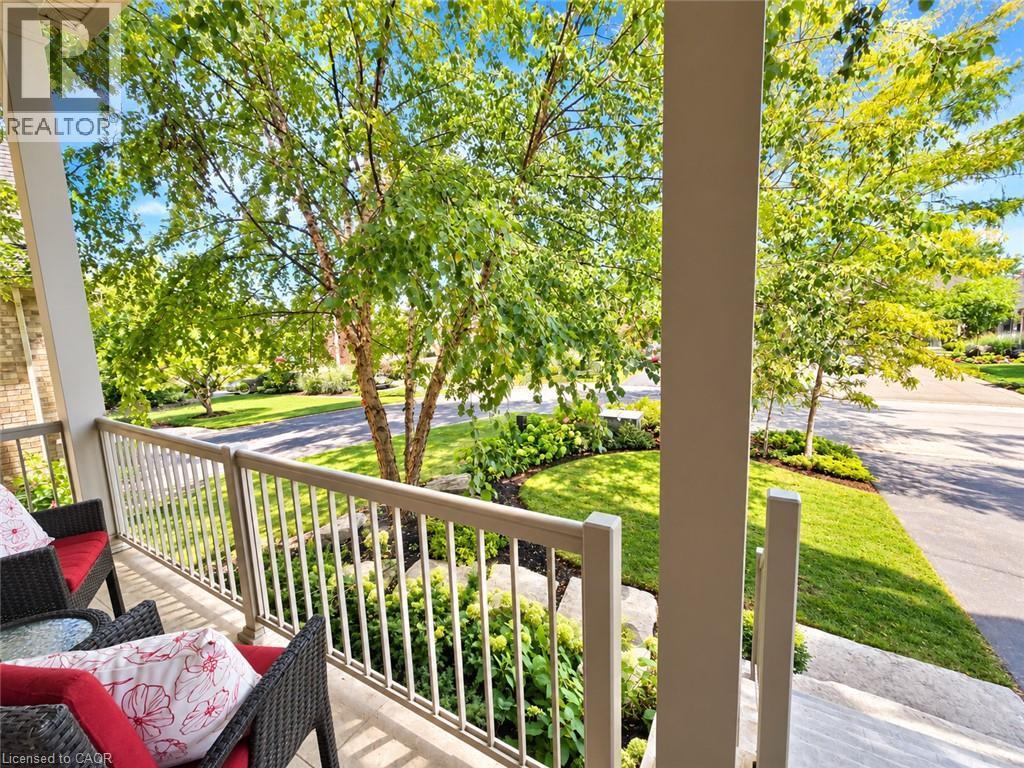 18 HEATHCOTE Court, Grimsby, Ontario, L3M0A6, Grimsby, Ontario — photo 5 of 5