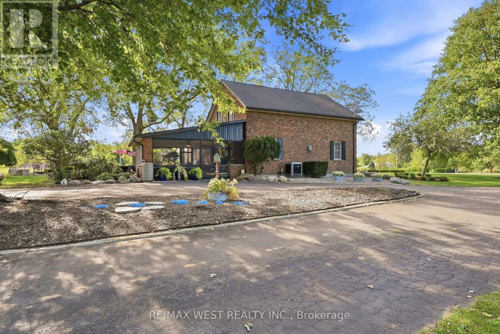 1568 HIGHWAY 59 S, Norfolk — photo 15