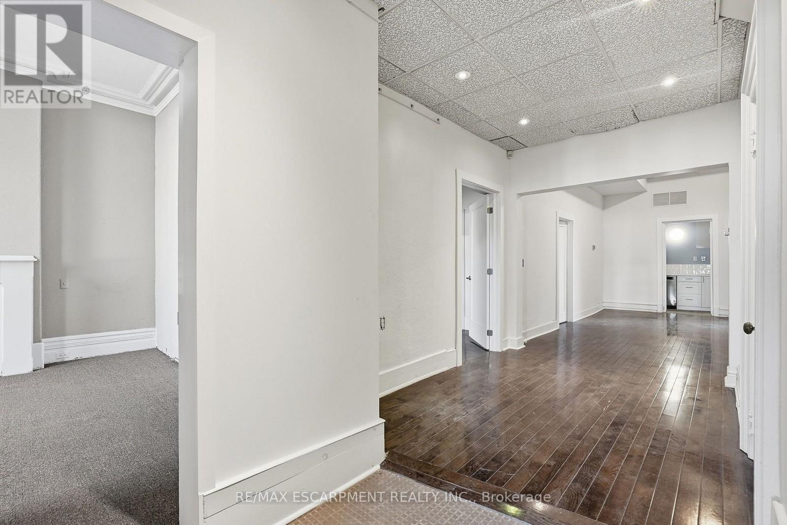 MAIN LEVEL - 191 JAMES STREET S, Hamilton (Corktown) — photo 6