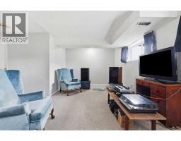 15 Doverville Way Se, Calgary, AB T2B2N6 Photo 17