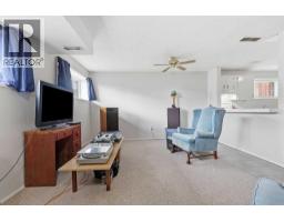 15 Doverville Way Se, Calgary, AB T2B2N6 Photo 16